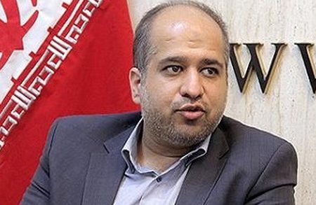 ادعای قابل توجه نماینده مجلس علیه علی لاریجانی / لاریجانی مرکز پژوهش‌های مجلس را مامور به تهیه جزوات علیه نامزدهای انقلابی کرده است
