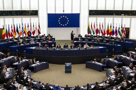 سایه «قطرگیت» بر انتخابات سال آینده پارلمان اروپا