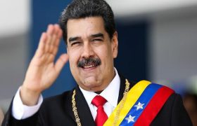 «مادورو» رسما نامزد شرکت در انتخابات ریاست‌جمهوری ونزوئلا شد